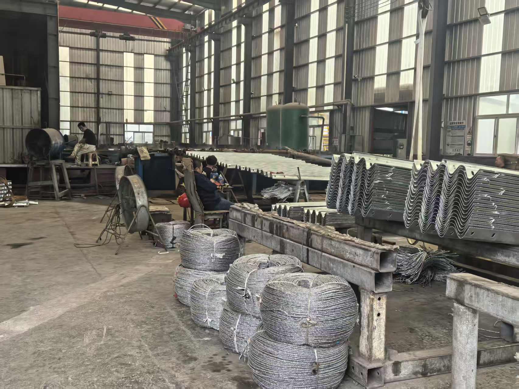 东莞市喷塑波形护栏三波波形护栏 - 推荐